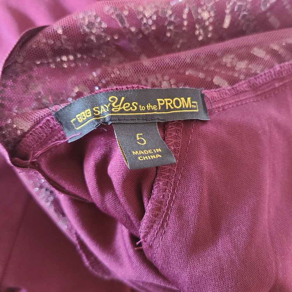 Say Yes to the Prom Jeweled High Neck Maxi Dress, jeweled collar wine red sz 5 - Picture 8 of 15